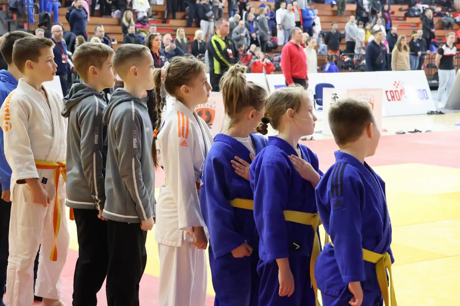 FOTO Međunarodni judo turnir u Nedelišću Borci iz 10 zemalja pokazali sjajne vještine (7) FOTO Međunarodni judo turnir u Nedelišću Borci iz 10 zemalja pokazali sjajne vještine (7)