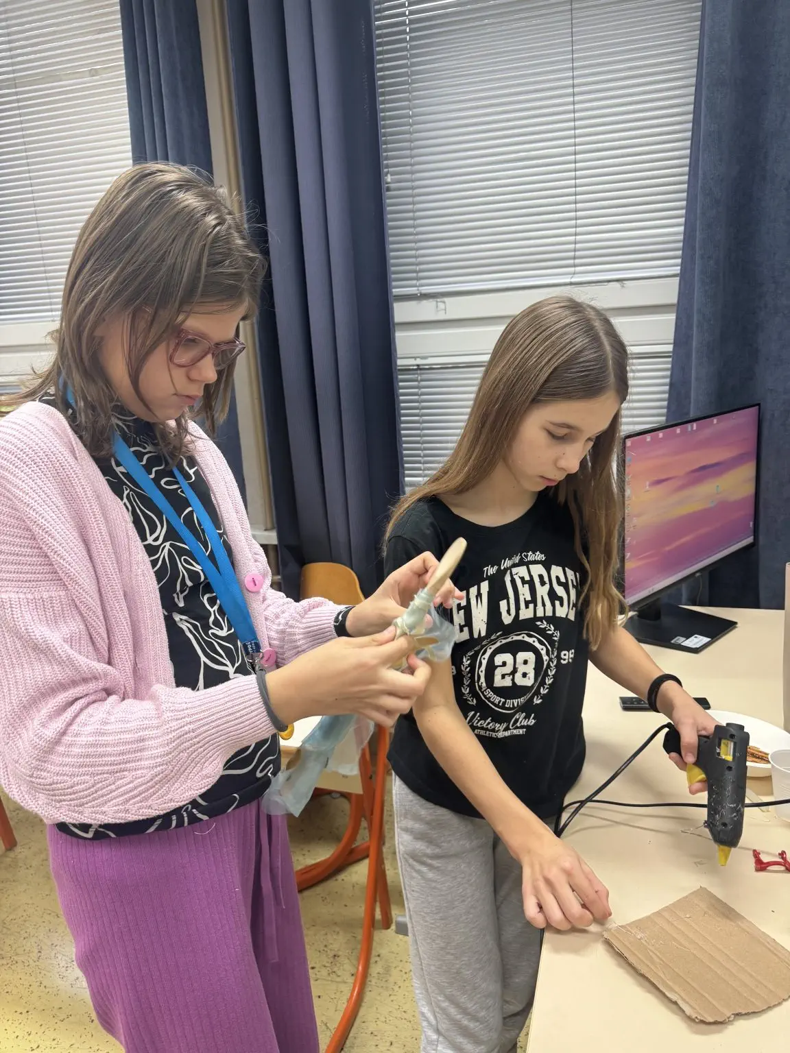 FOTO Održana scenska radionica Dječja prava kroz umjetnost u III. osnovnoj školi Čakovec (3) FOTO Održana scenska radionica Dječja prava kroz umjetnost u III. osnovnoj školi Čakovec (3)