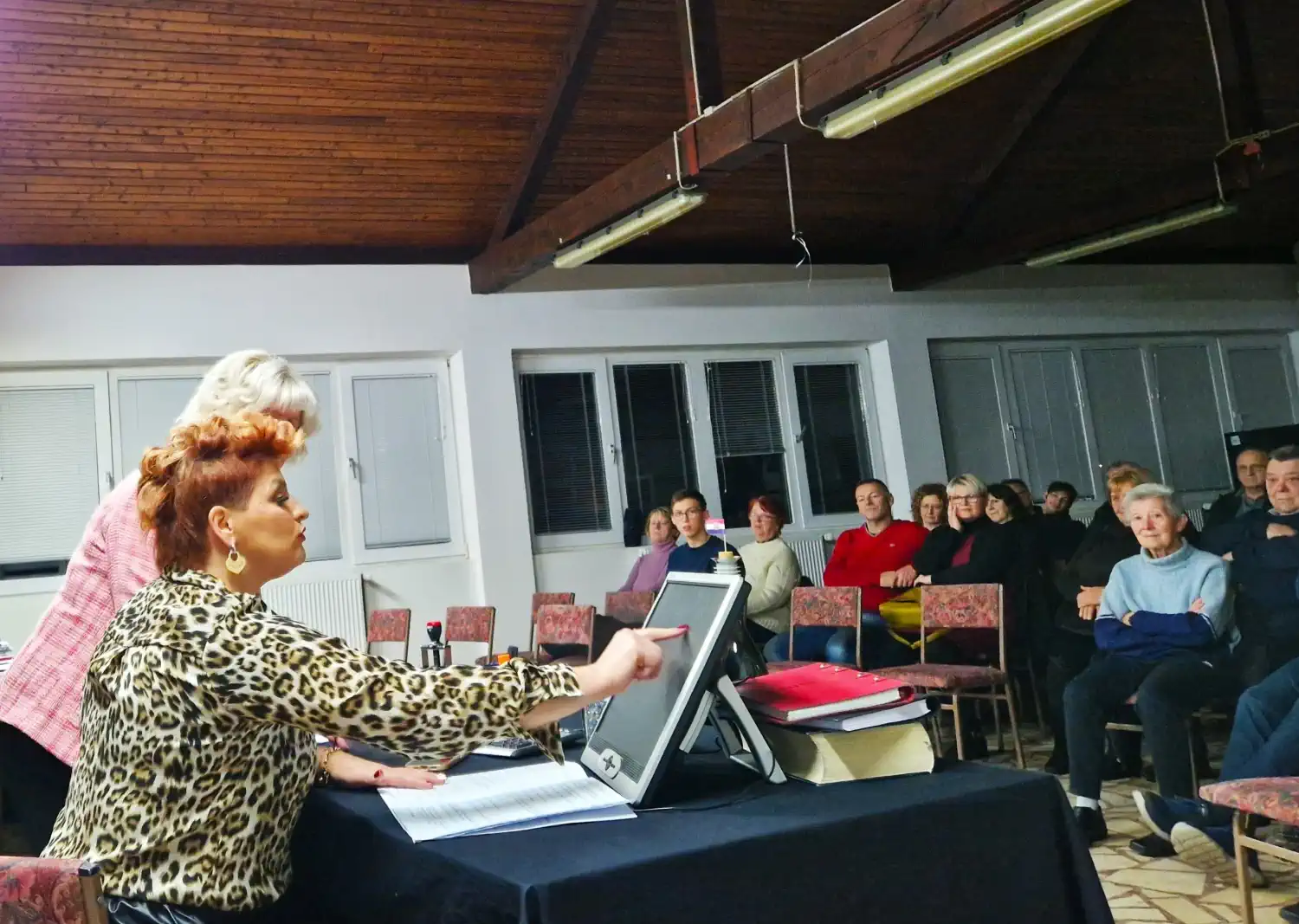 FOTO Predstava ‘Kana’ osvježila kulturni duh Knezovca (1)