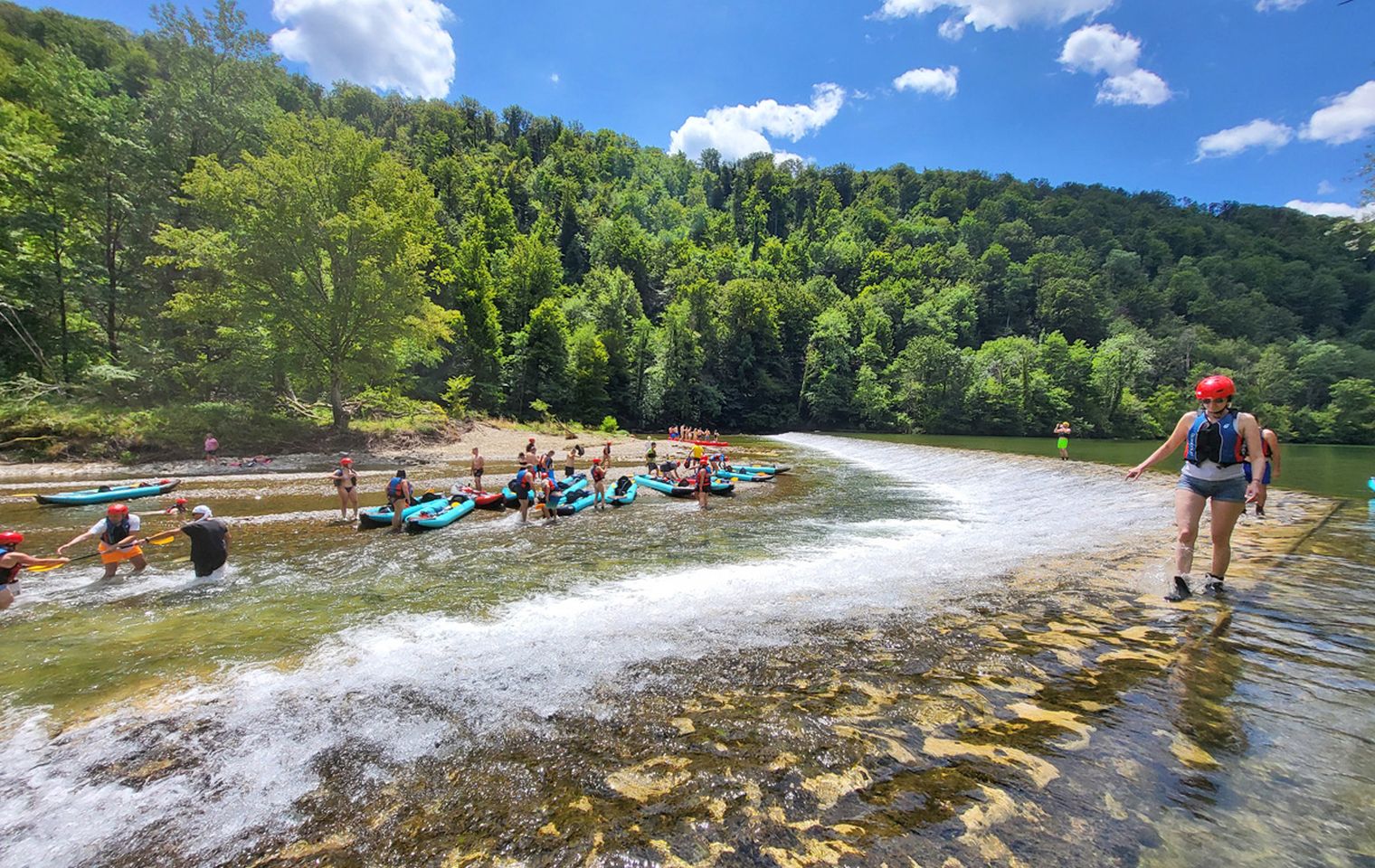 FOTO Raftingom na Kupi članovi Labuda započeli pripreme za Lov na labuđe pero (1)