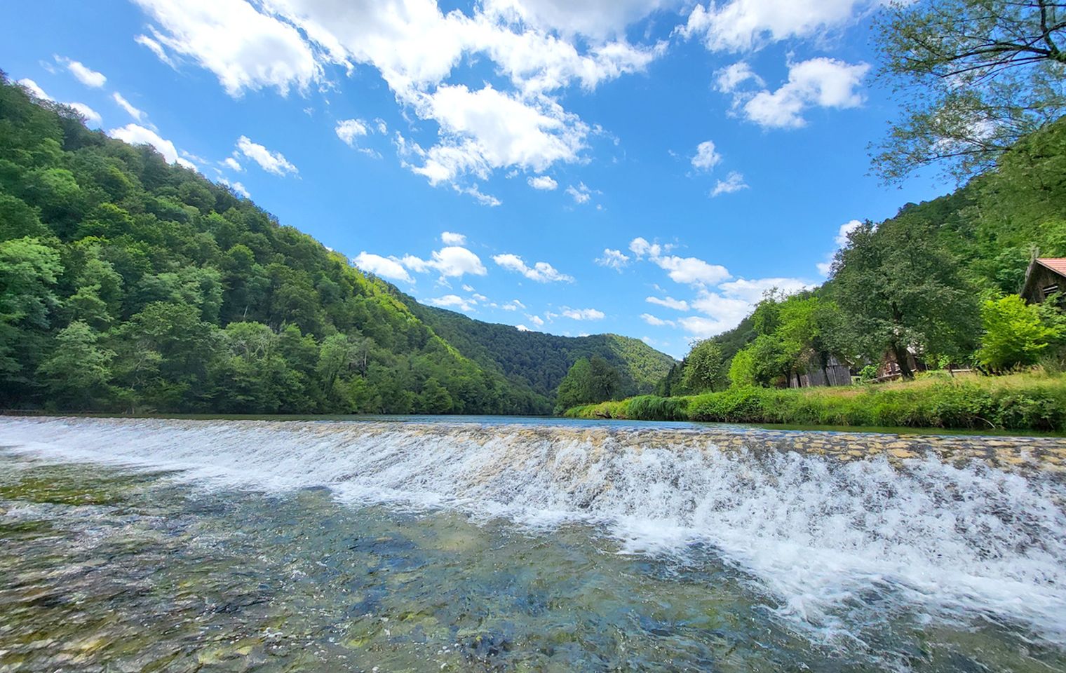 FOTO Raftingom na Kupi članovi Labuda započeli pripreme za Lov na labuđe pero (19)