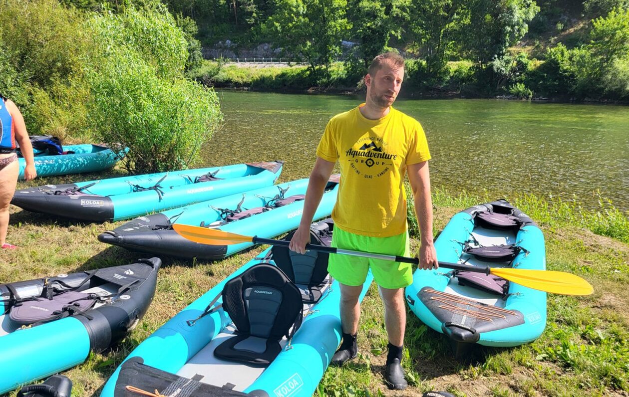 FOTO Raftingom na Kupi članovi Labuda započeli pripreme za Lov na labuđe pero (9) FOTO Raftingom na Kupi članovi Labuda započeli pripreme za Lov na labuđe pero (9)