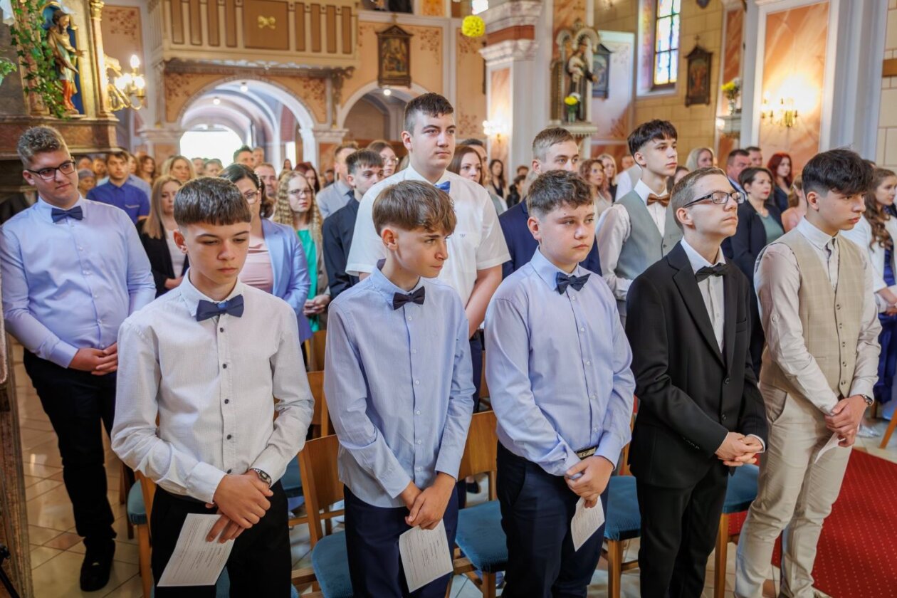 FOTO Slavlje sakramenata u Štrigovi Djeca primila svetu potvrdu i prvu pričest (13)