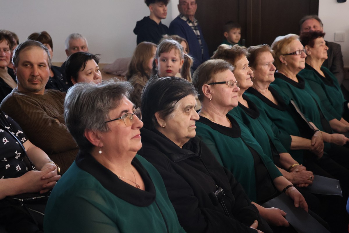 FOTO Slavljeničko druženje u Sivici Udruga žena obilježila dva desetljeća rada (9)