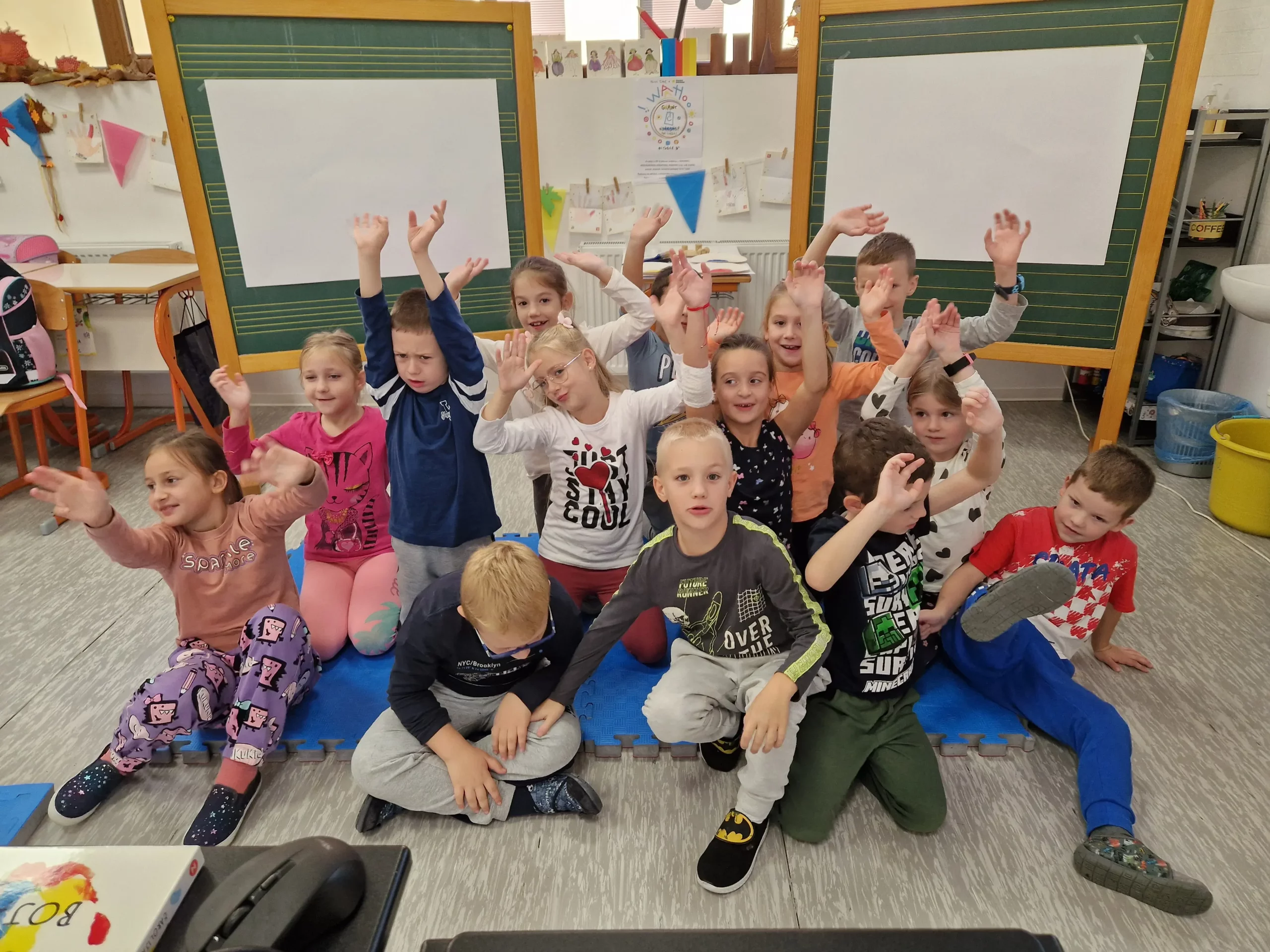 FOTO U Prelogu održana velika međunarodna online likovna radionica (14) FOTO U Prelogu održana velika međunarodna online likovna radionica (14)