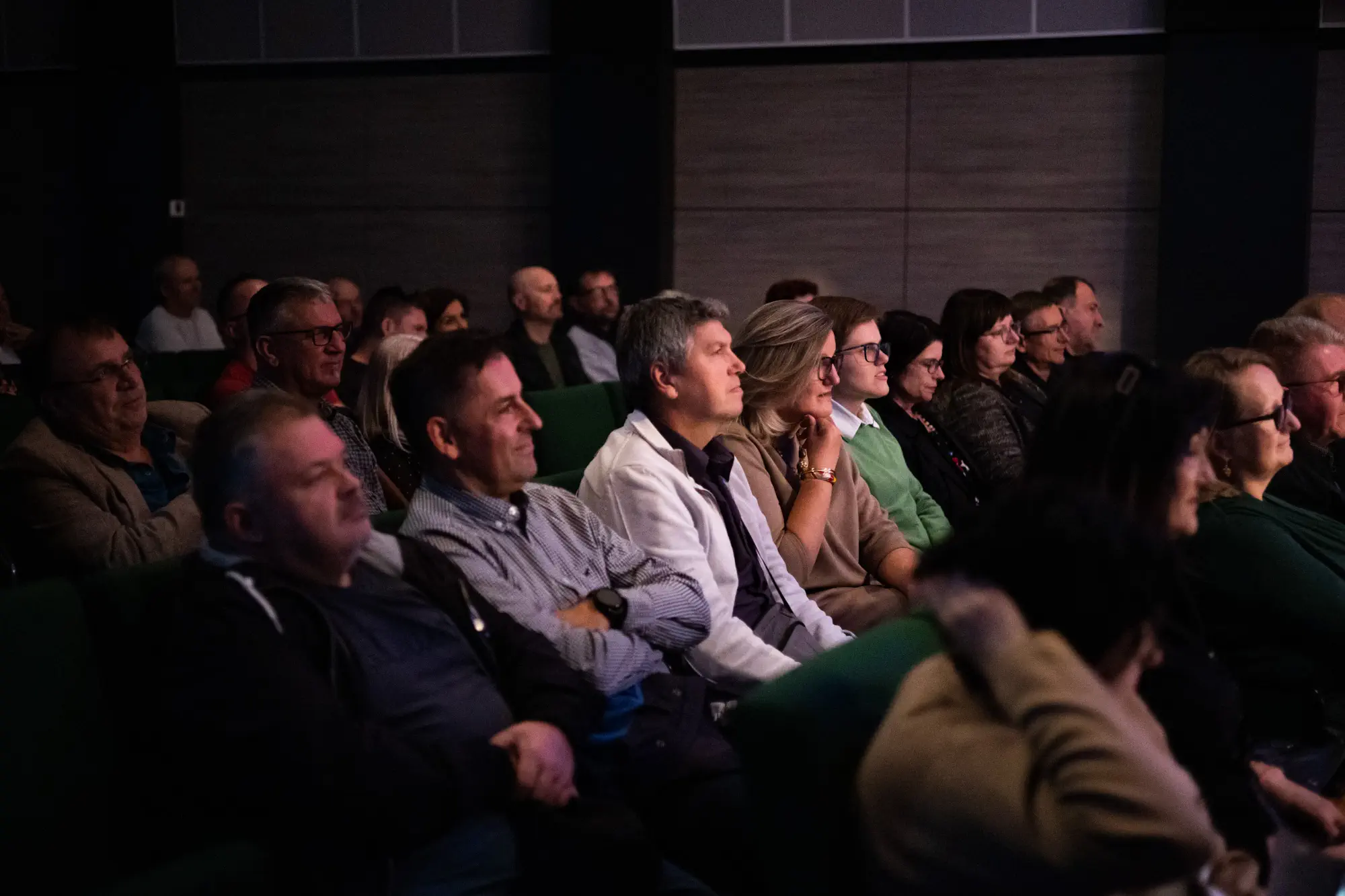 FOTO Zoran Predin u CZK Rudar Emotivni koncert s hitovima i šarmantnim humorom (13)