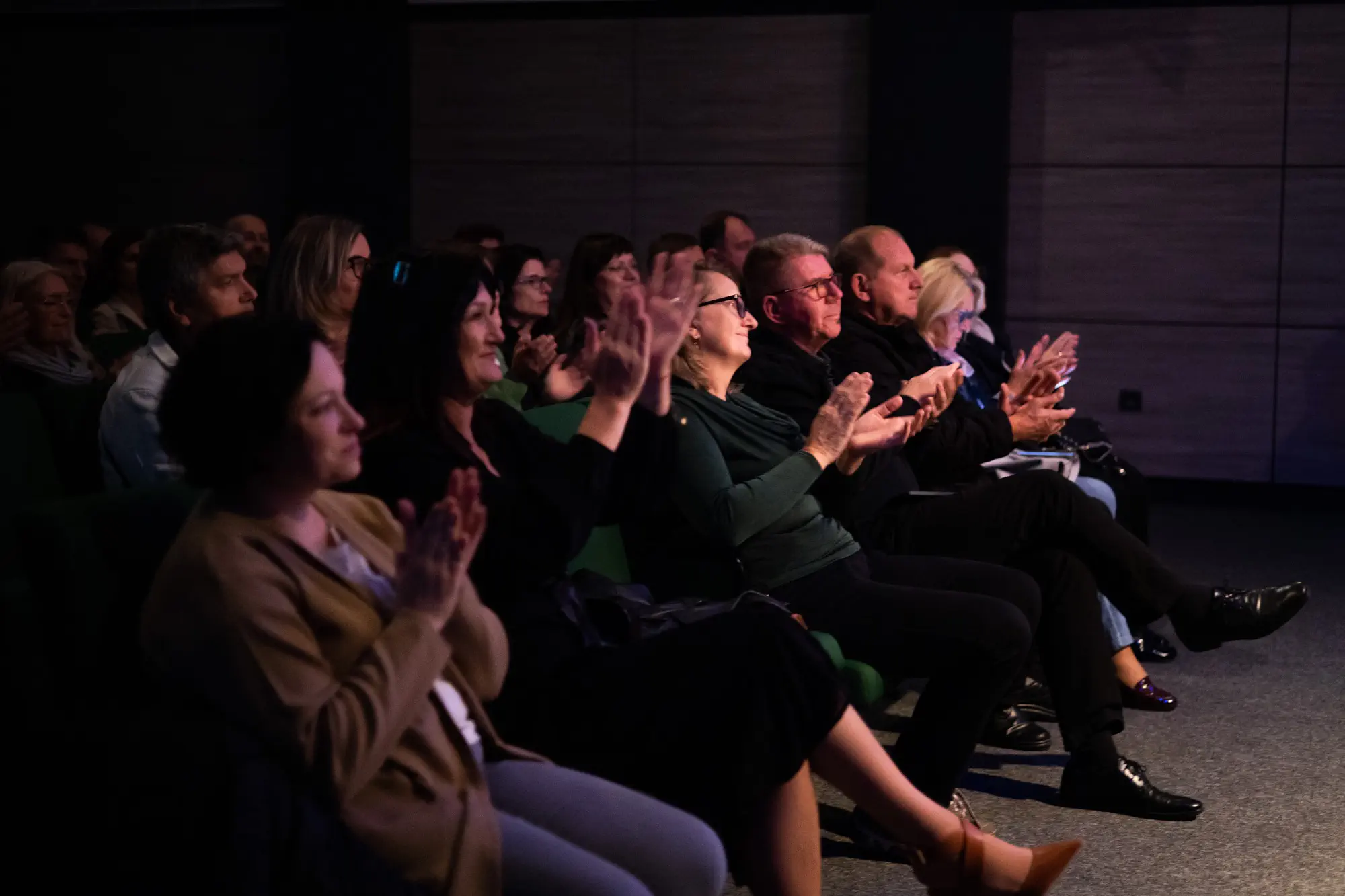 FOTO Zoran Predin u CZK Rudar Emotivni koncert s hitovima i šarmantnim humorom (7)