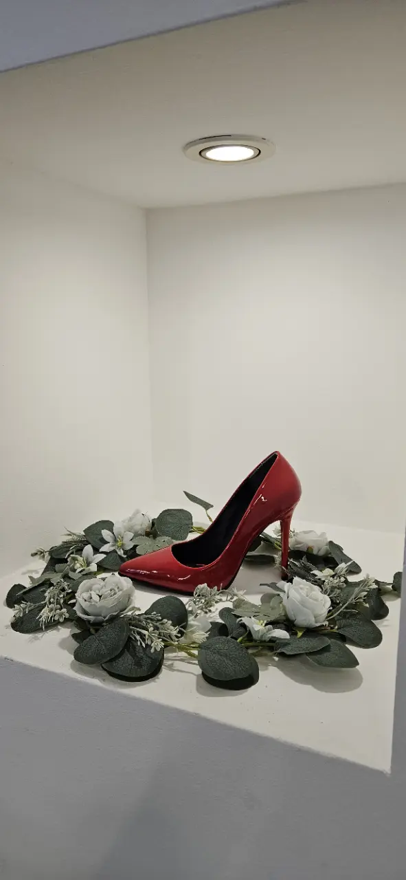 Fashion outlet (10) Fashion outlet (10)