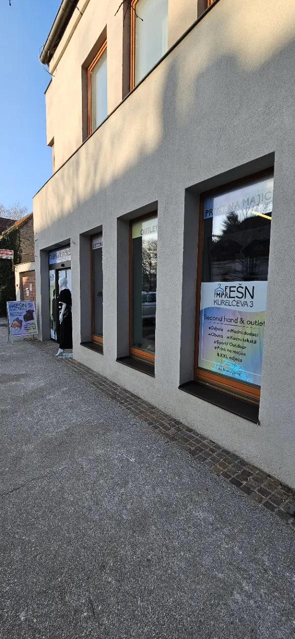 Fashion outlet (7) Fashion outlet (7)