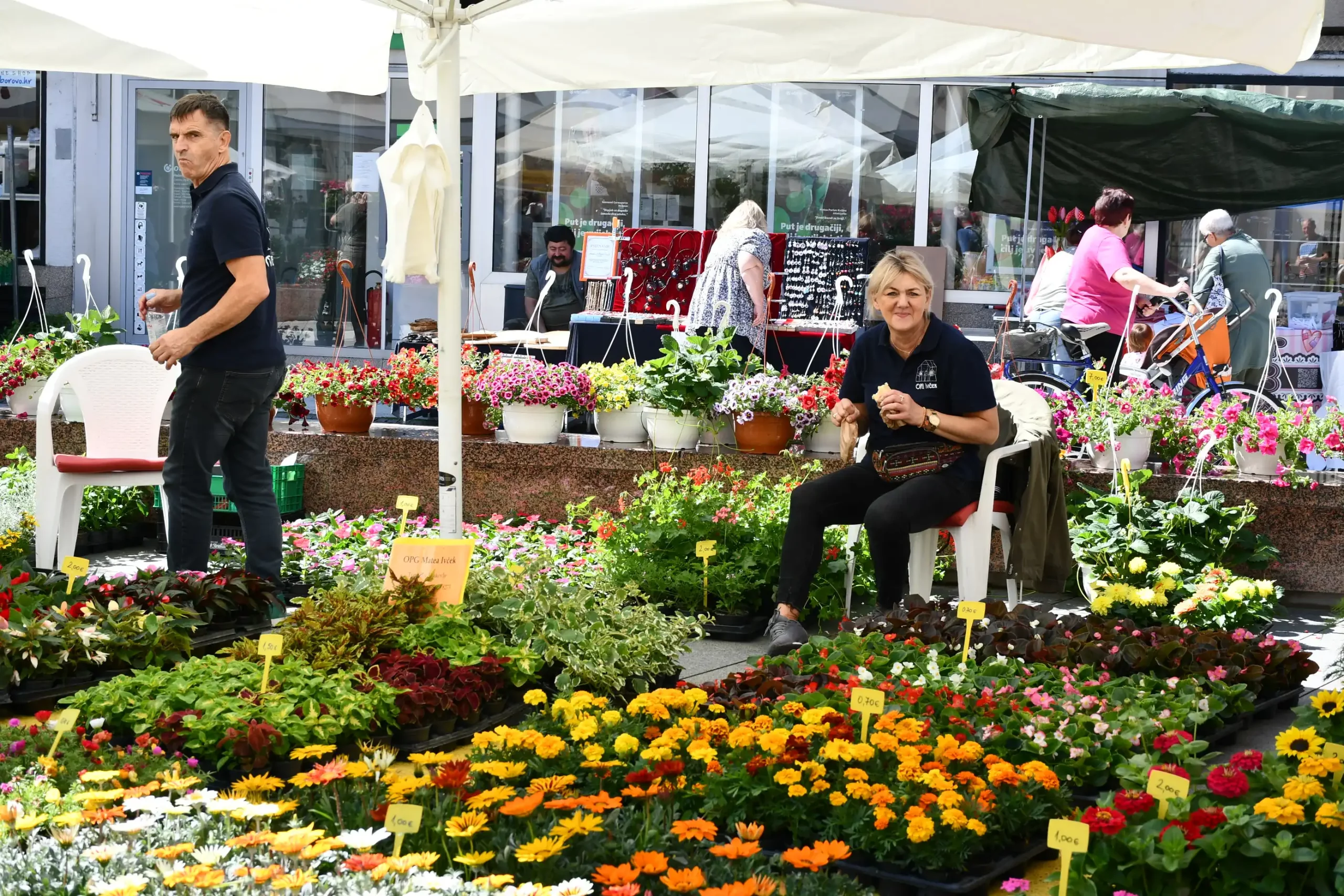 Festival cvijeća i jagoda 2024 (10) Festival cvijeća i jagoda 2024 (10)