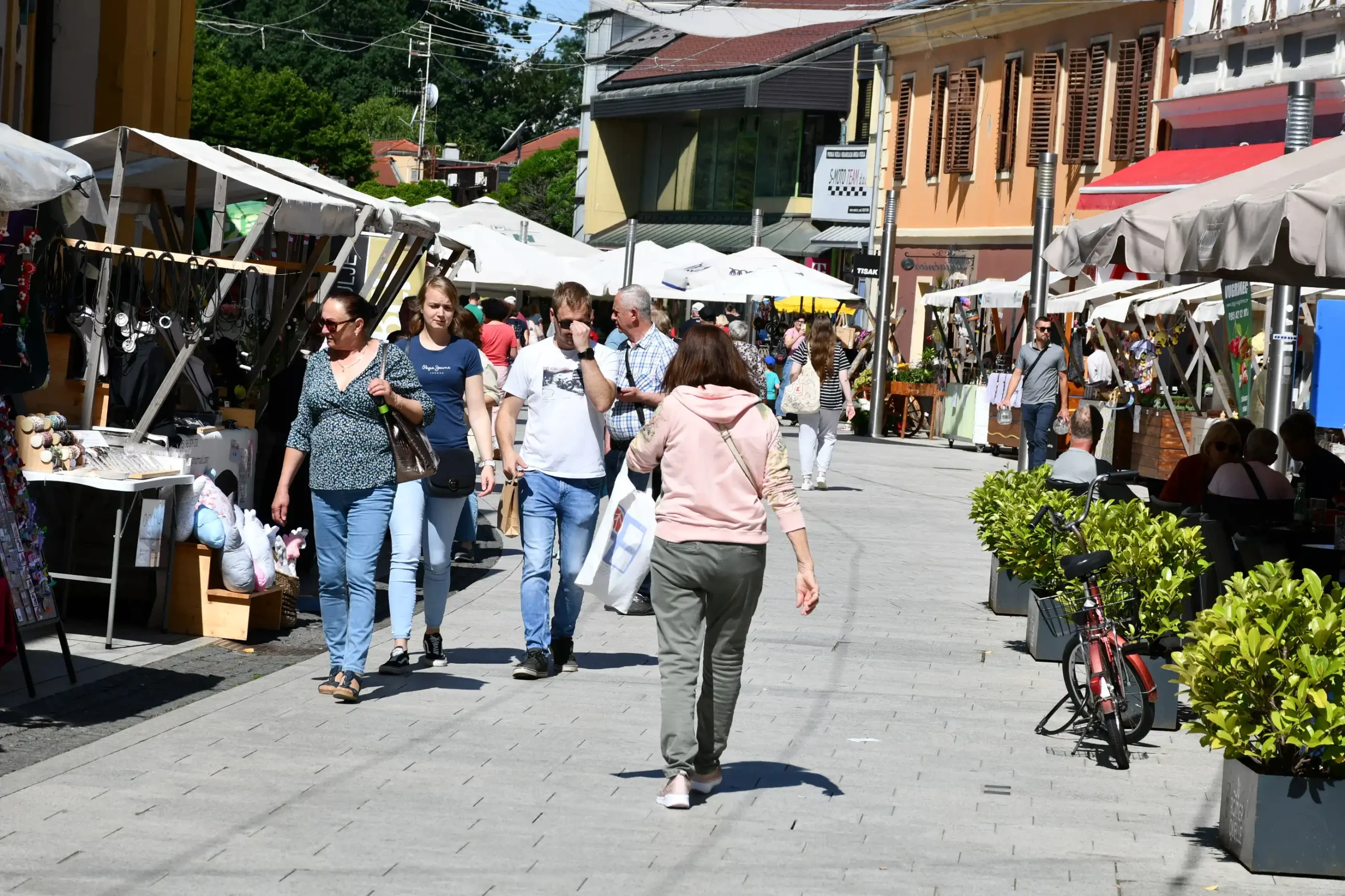 Festival cvijeća i jagoda 2024 (26) Festival cvijeća i jagoda 2024 (26)