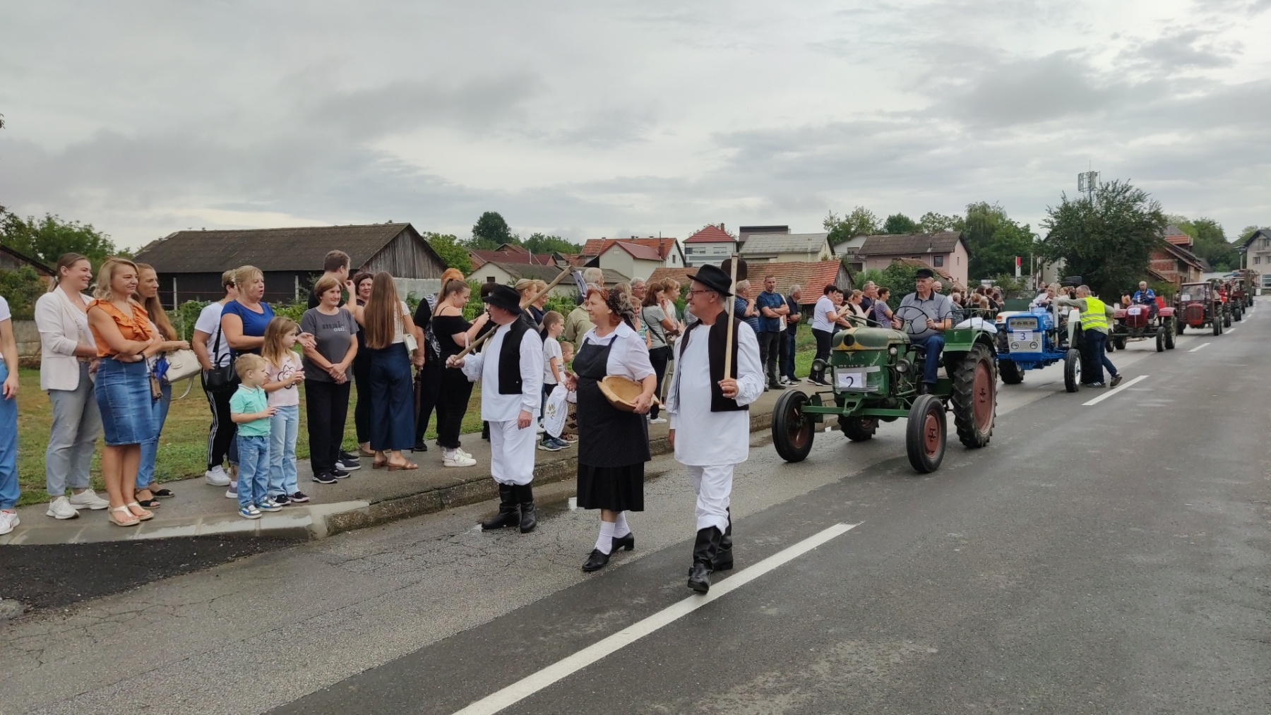 Festival krumpira, povorka starih strojeva (14) Festival krumpira, povorka starih strojeva (14)