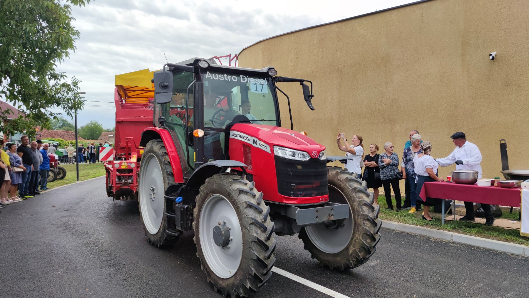Festival krumpira, povorka starih strojeva (34) Festival krumpira, povorka starih strojeva (34)