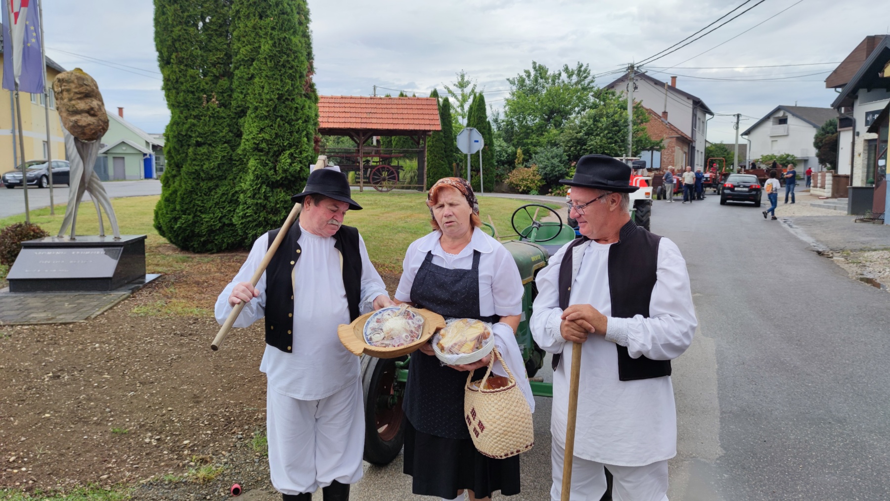 Festival krumpira, povorka starih strojeva (5) Festival krumpira, povorka starih strojeva (5)