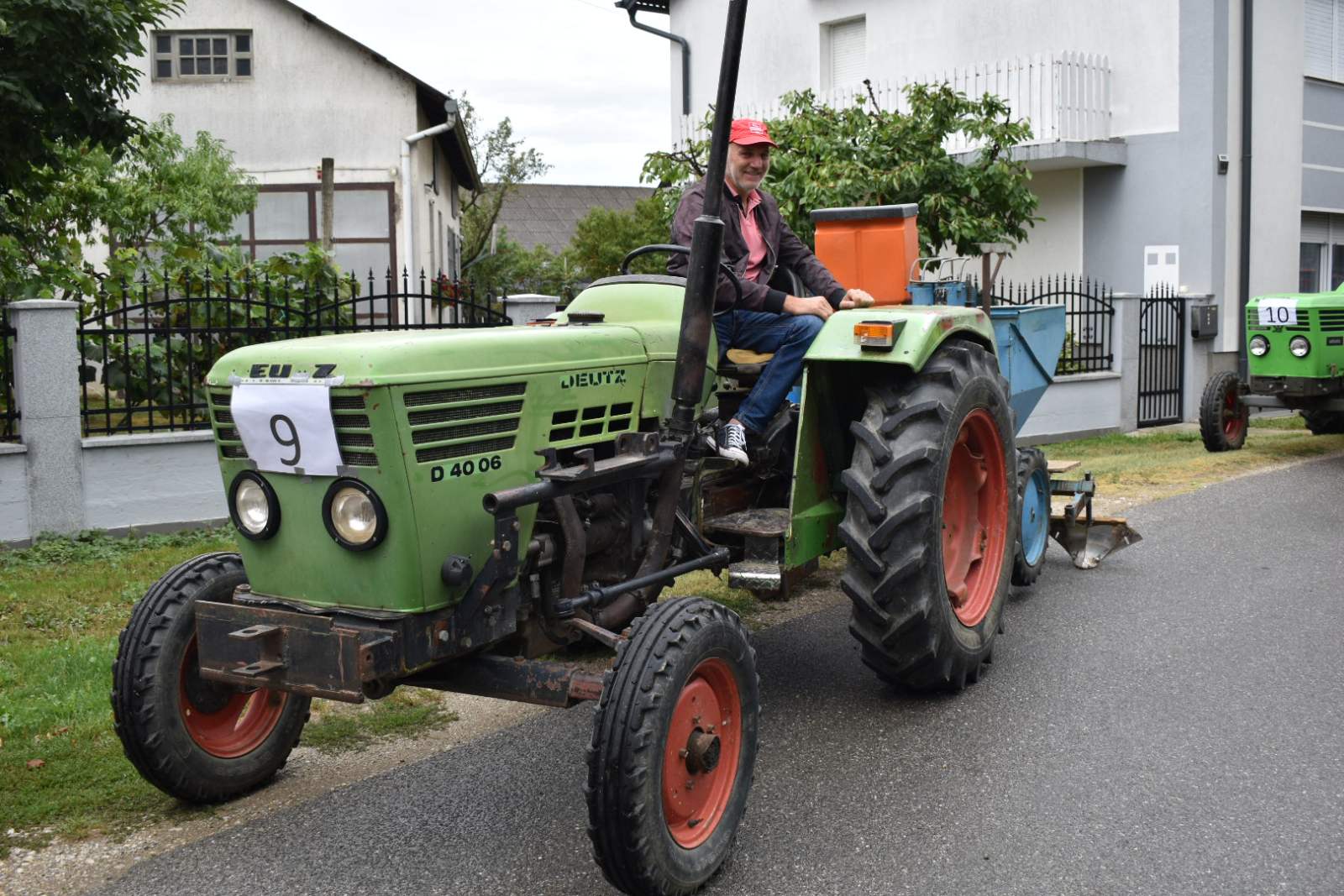 Festival krumpira, povorka strojeva i starih alata (10) Festival krumpira, povorka strojeva i starih alata (10)