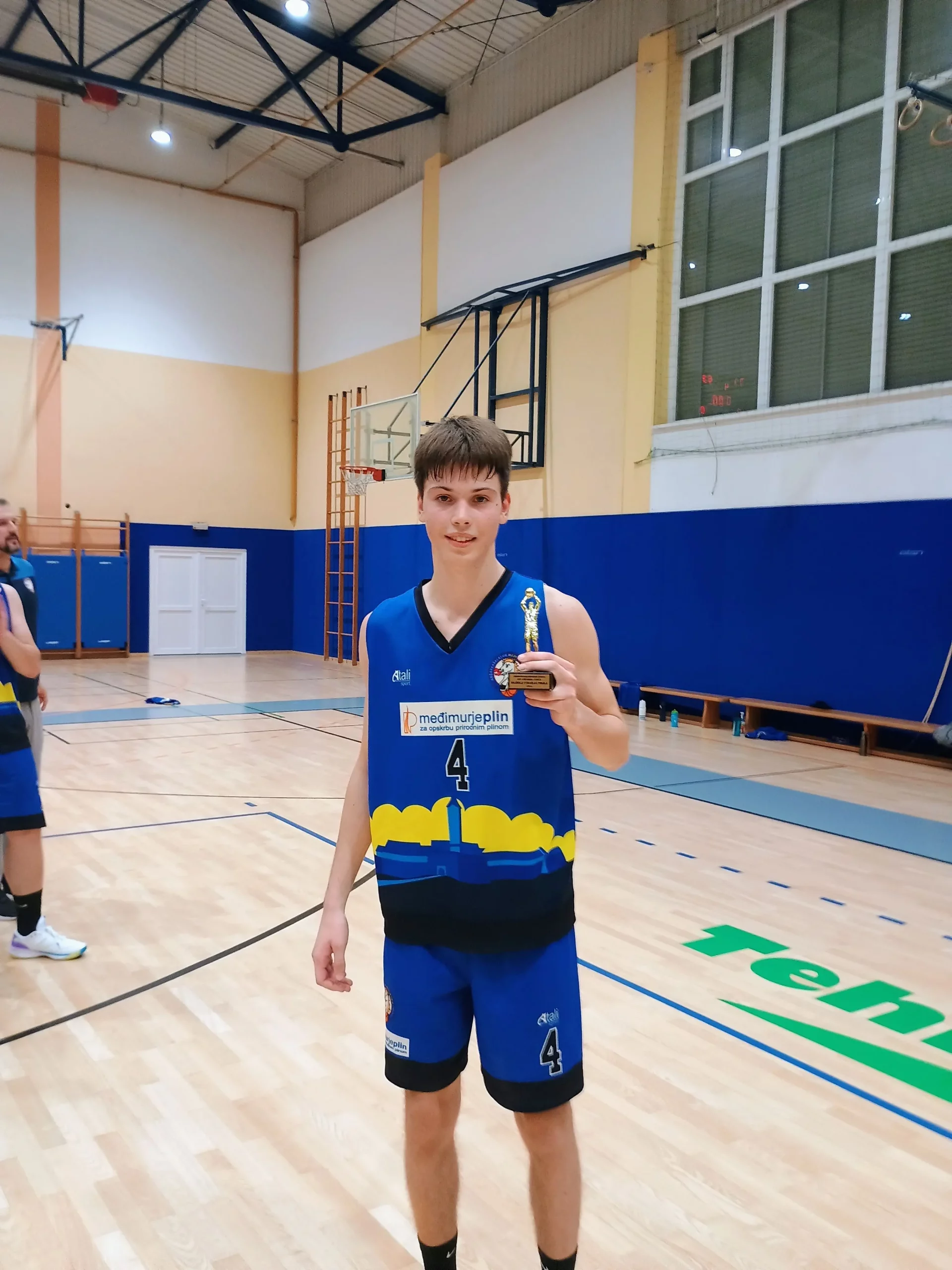 Finale KS MŽ Niko Šarić, iako jedan od najmlađih, bio je najraspoloženiji strijelac finala u kojem je zabio 27 poena