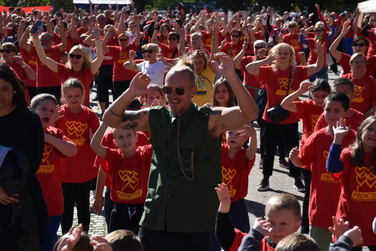 Flashmove, beactive 2025., Čakovec, Trg Republike (74)