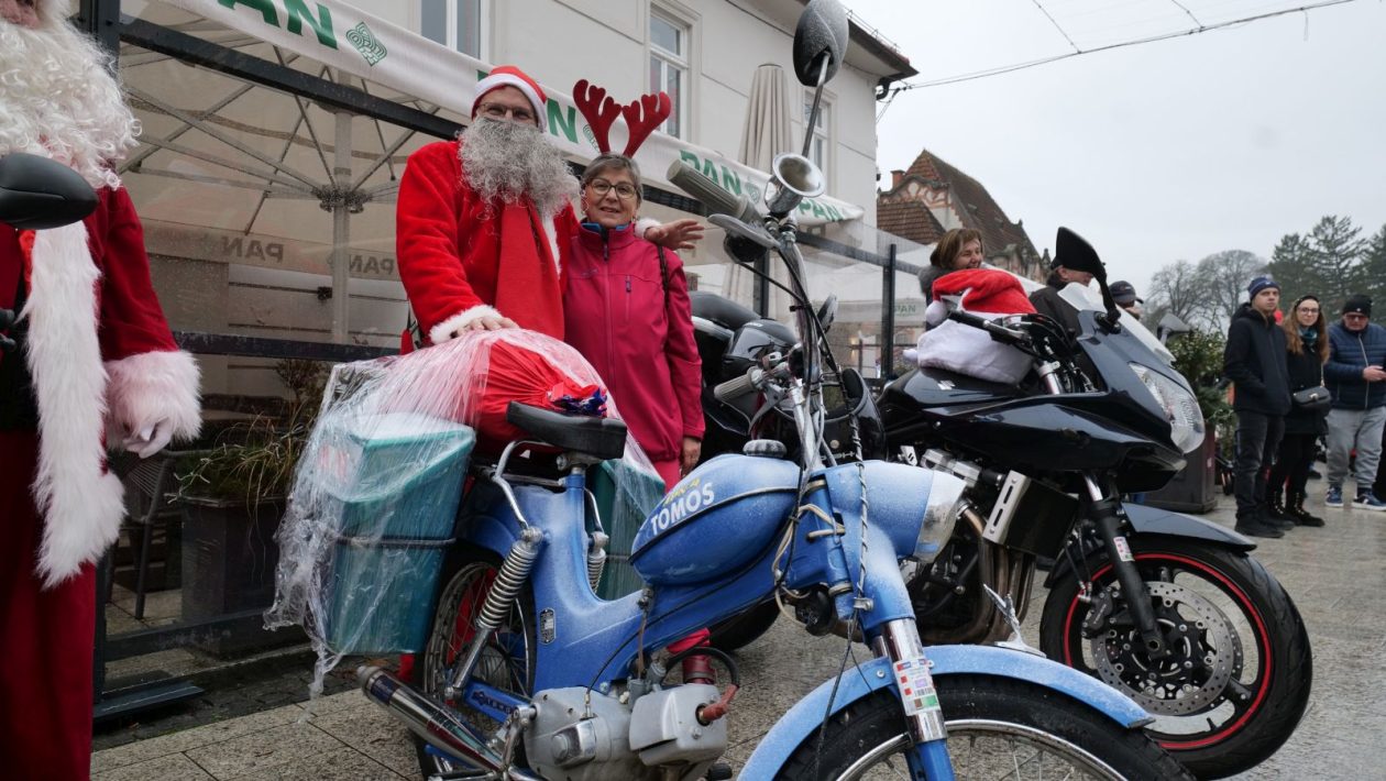 Foto mrazovi 2025 franjevački trg (30)