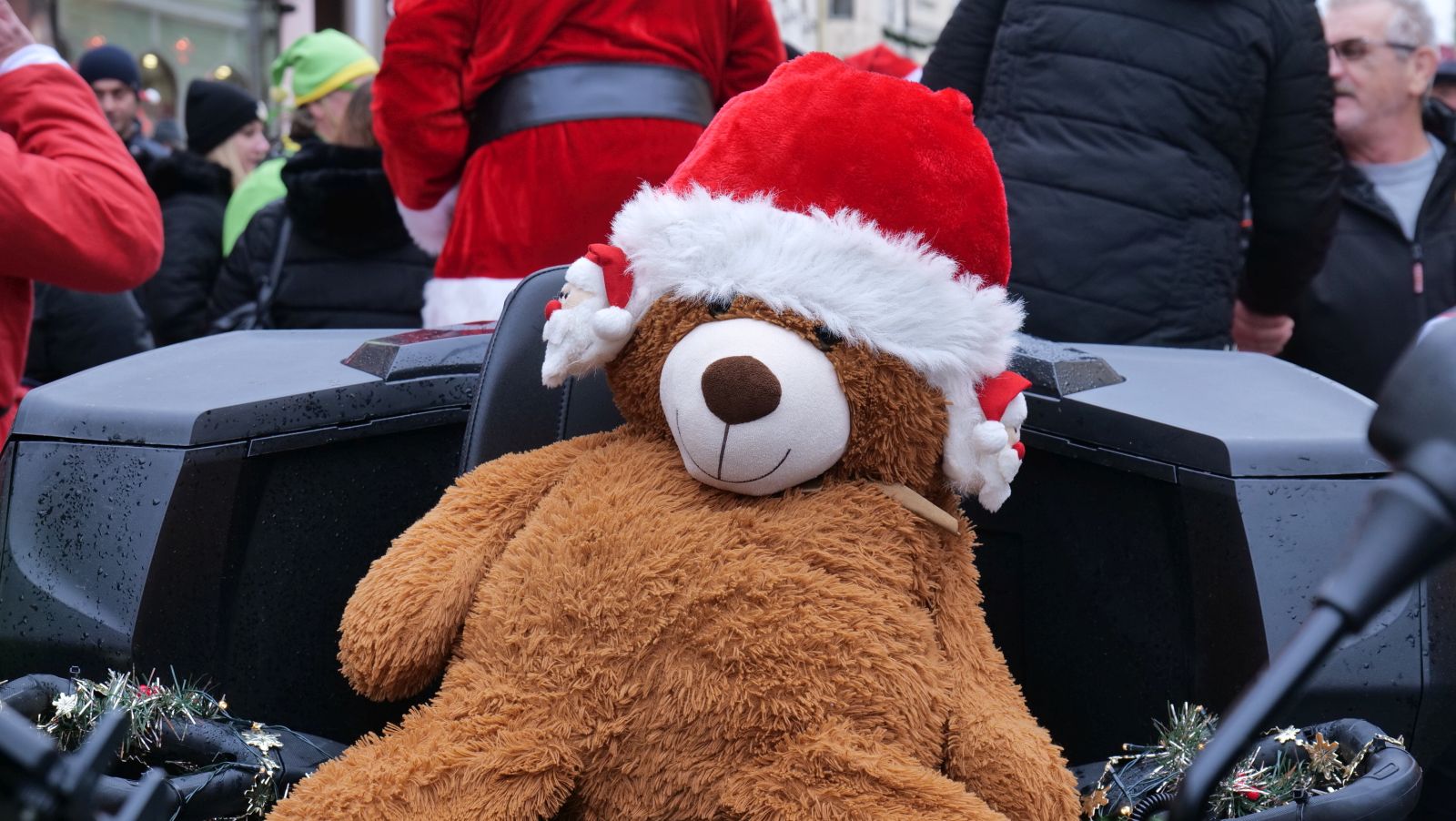 Foto mrazovi 2025 franjevački trg (44) Foto mrazovi 2025 franjevački trg (44)