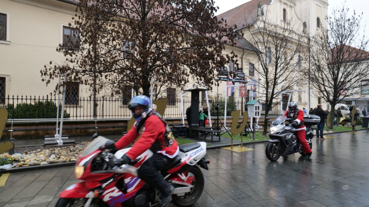 Foto mrazovi 2025 franjevački trg (7)