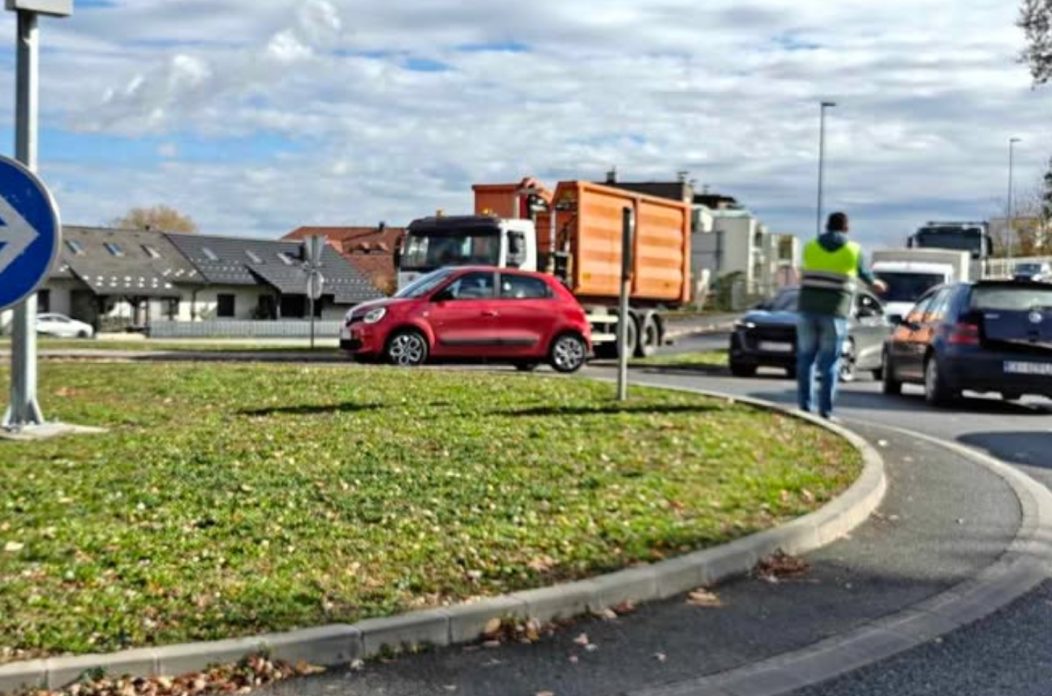 ČAKOMOV kamion u kvaru ROTOR