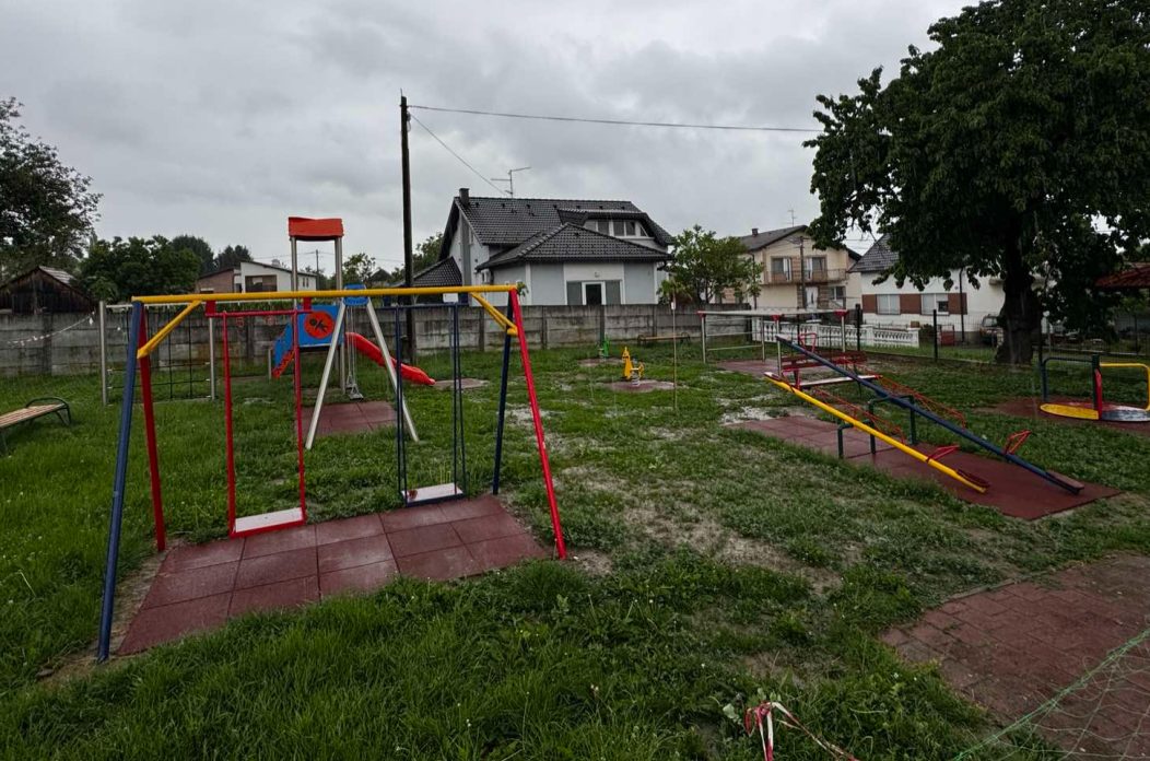 KNEZOVEC igralište