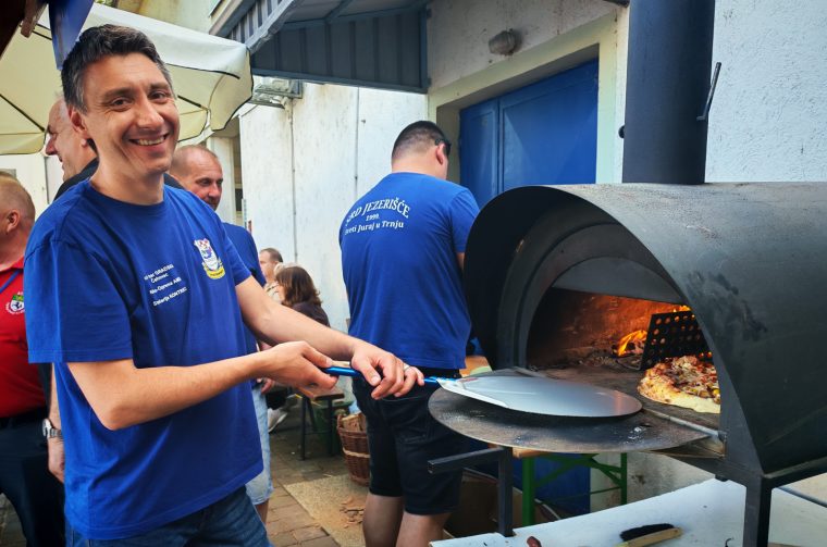 Sportsko ribolovno društvo Jezerišće Čavlekpizza