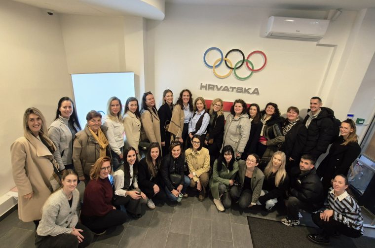 Čakovečke Mažoretkinje CZK 8