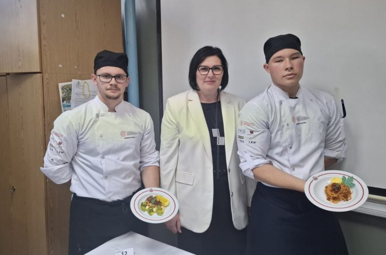 SREDNJA ŠKOLA PRELOG (3)