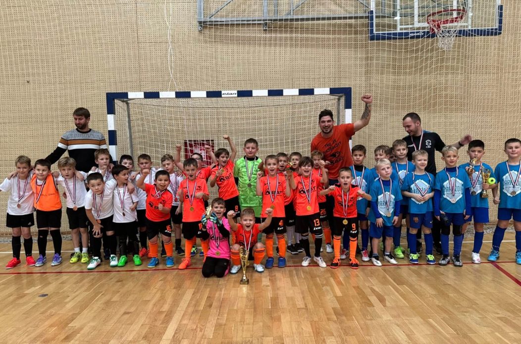 DINAMO-ZELENKO-BAT (13)