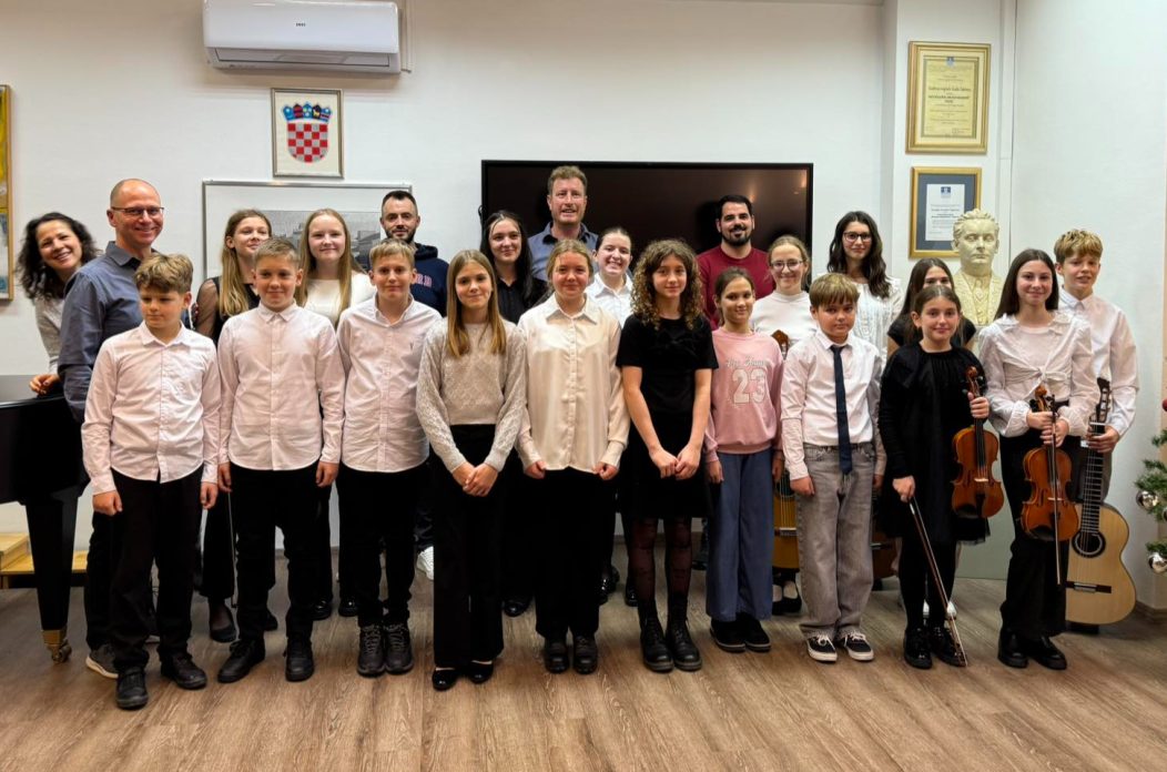 UMJETNIČKA ŠKOLA Miroslav Magdalenić (22)