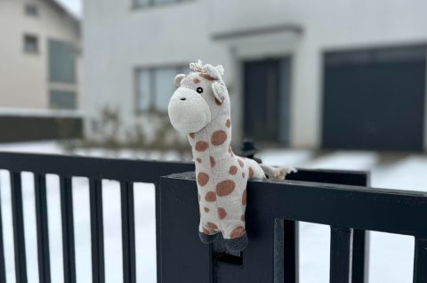 Plišana žirafa Plišana žirafa