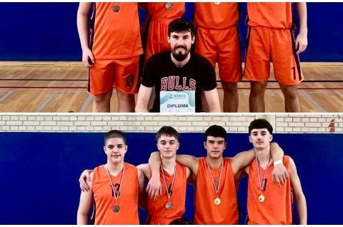 Gimnazija Josipa Slavenskog košarka (2)