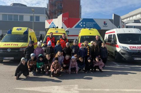 I.OŠ Čakovec posjet hitna bolnica (3) I.OŠ Čakovec posjet hitna bolnica (3)