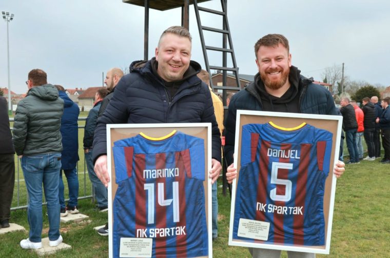 DANIJEL ŠKVORC I MARINKO JURAS oproštaj NK Spartak (1) DANIJEL ŠKVORC I MARINKO JURAS oproštaj NK Spartak (1)