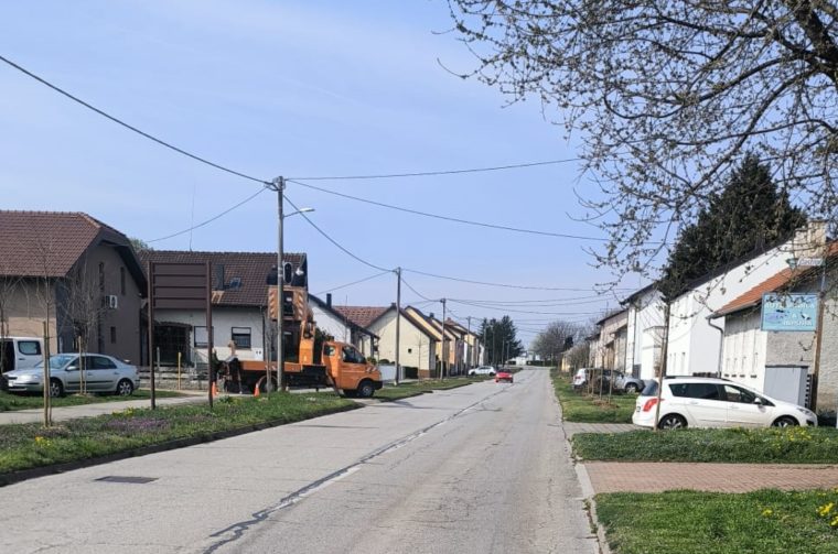 Kamera (4) Kamera (4)