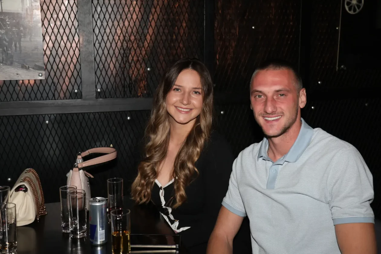 Frikovi u Meta baru 15-11-2025 (14)