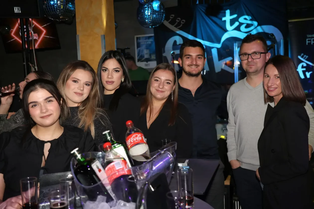 Frikovi u Meta baru 15-11-2025 (25)