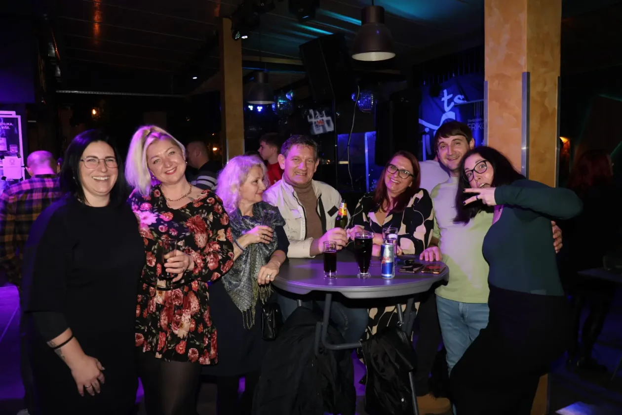 Frikovi u Meta baru 15-11-2025 (8)