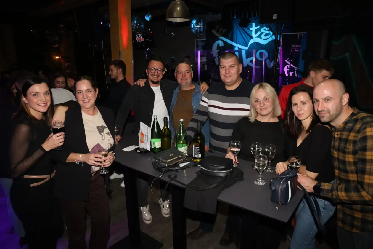 Frikovi u Meta baru 15-11-2025 (9)