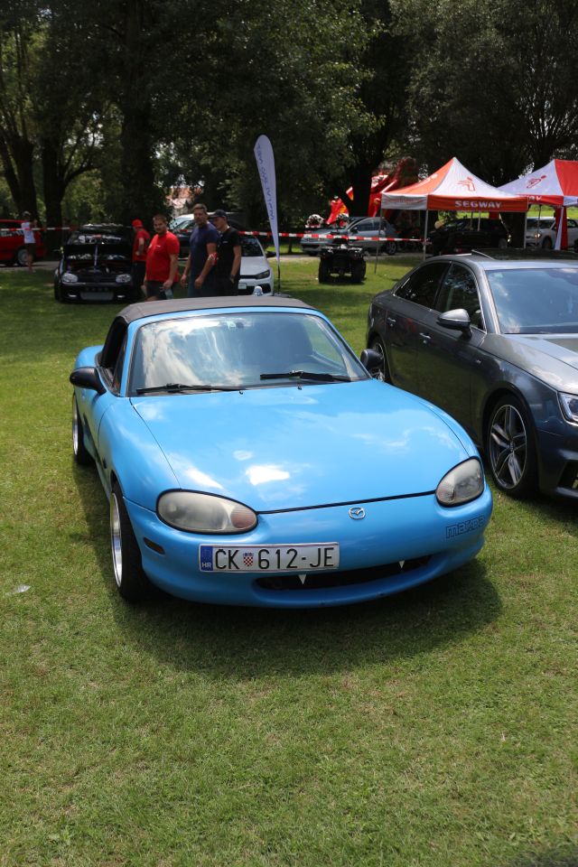 GARAGE FREAKS U AKCIJI Izletište Goričanec bruji od buke, dima i adrenalina – u tijeku je tuning car show (18)