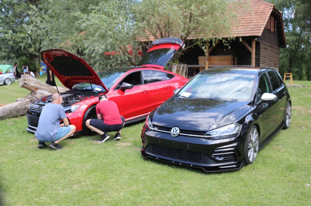 GARAGE FREAKS U AKCIJI Izletište Goričanec bruji od buke, dima i adrenalina – u tijeku je tuning car show (29)