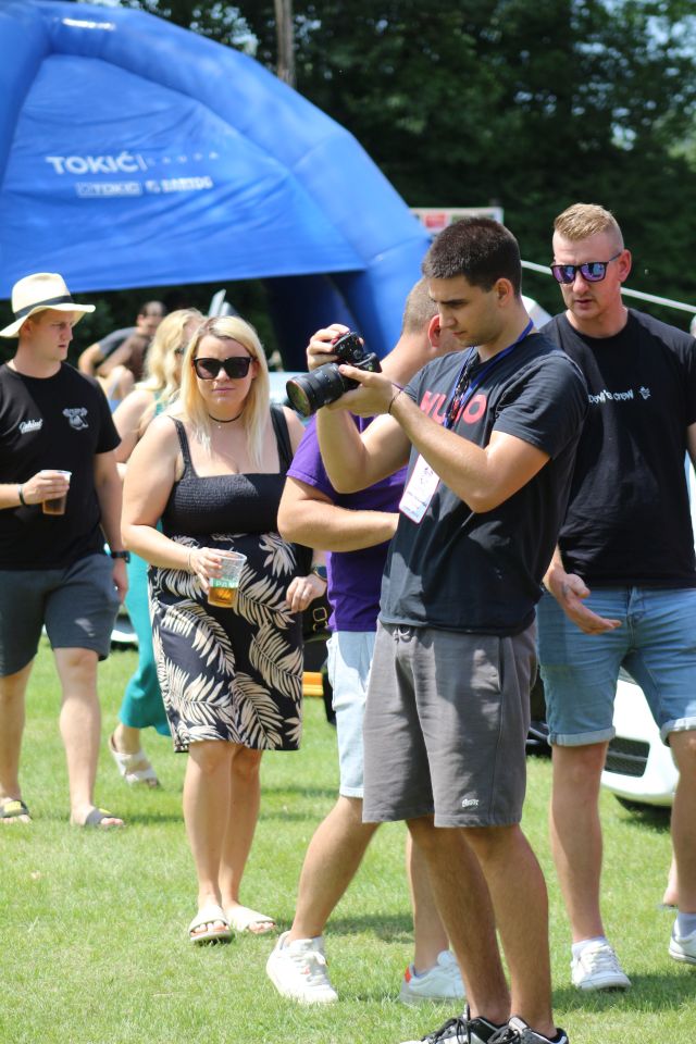 GARAGE FREAKS U AKCIJI Izletište Goričanec bruji od buke, dima i adrenalina – u tijeku je tuning car show (34)
