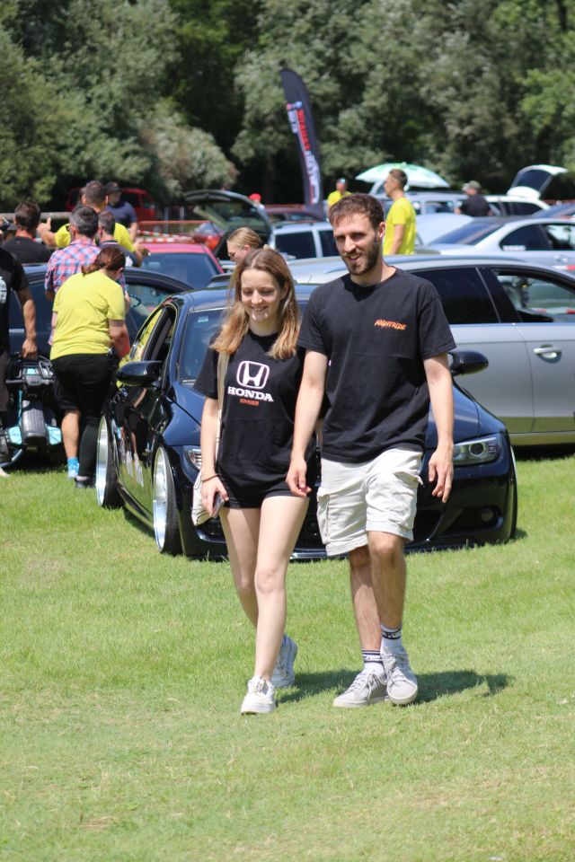 GARAGE FREAKS U AKCIJI Izletište Goričanec bruji od buke, dima i adrenalina – u tijeku je tuning car show (45)