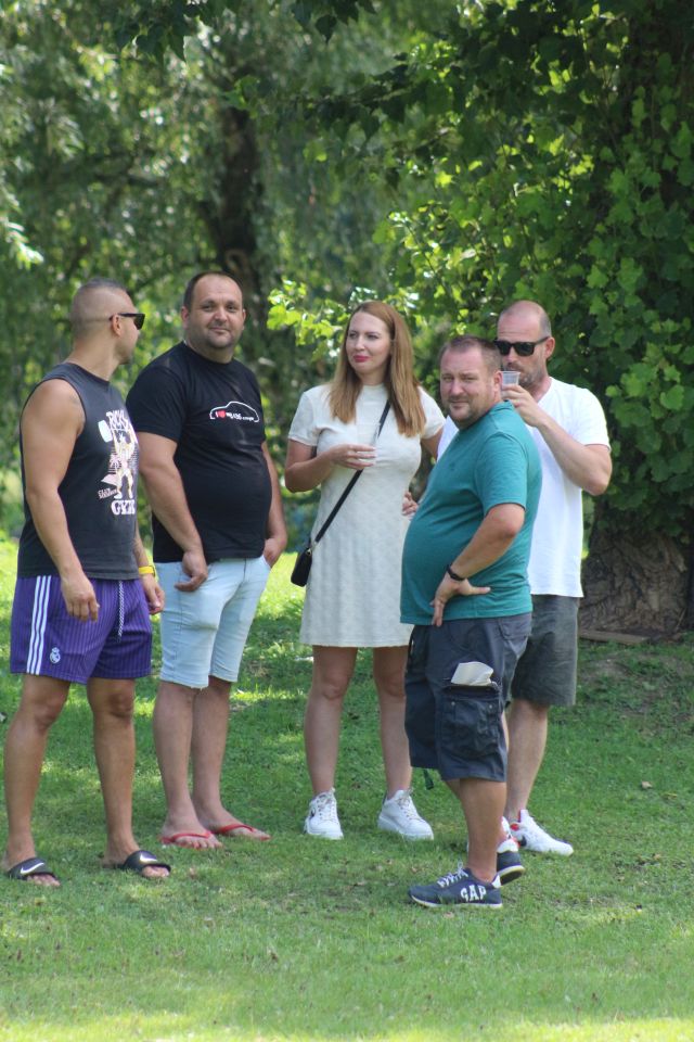 GARAGE FREAKS U AKCIJI Izletište Goričanec bruji od buke, dima i adrenalina – u tijeku je tuning car show (49)