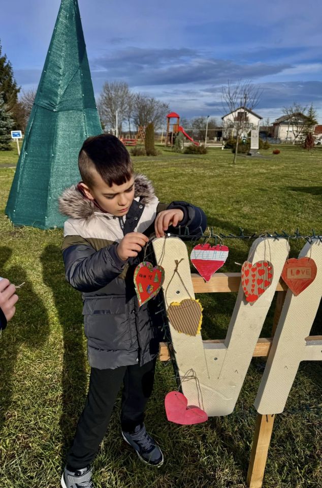 GARDINOVEC Djeca i članovi udruge Gardruža zajedno proslavili dan ispunjen smijehom i pjesmom (7)