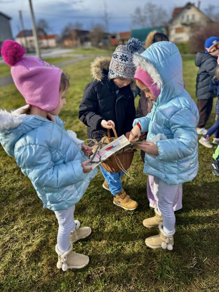 GARDINOVEC Djeca i članovi udruge Gardruža zajedno proslavili dan ispunjen smijehom i pjesmom (9)