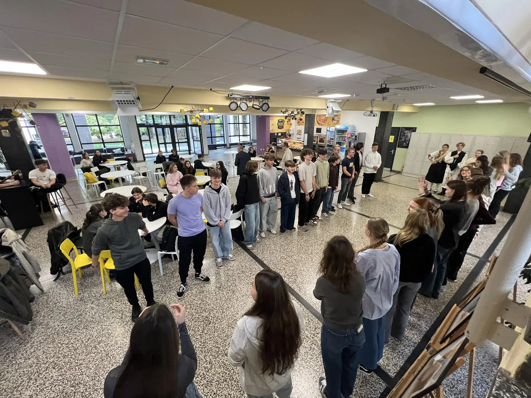 GIMNAZIJA JOSIPA SLAVENSKOG Susret s prijateljima iz Zamościa Razgovori o mekim vještinama i europskim temama (1)