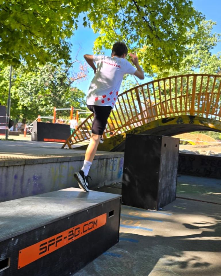 GK MACAN Ivan Raguž osvojio zlato na međunarodnom parkour natjecanju Bulgaria Open (5) GK MACAN Ivan Raguž osvojio zlato na međunarodnom parkour natjecanju Bulgaria Open (5)