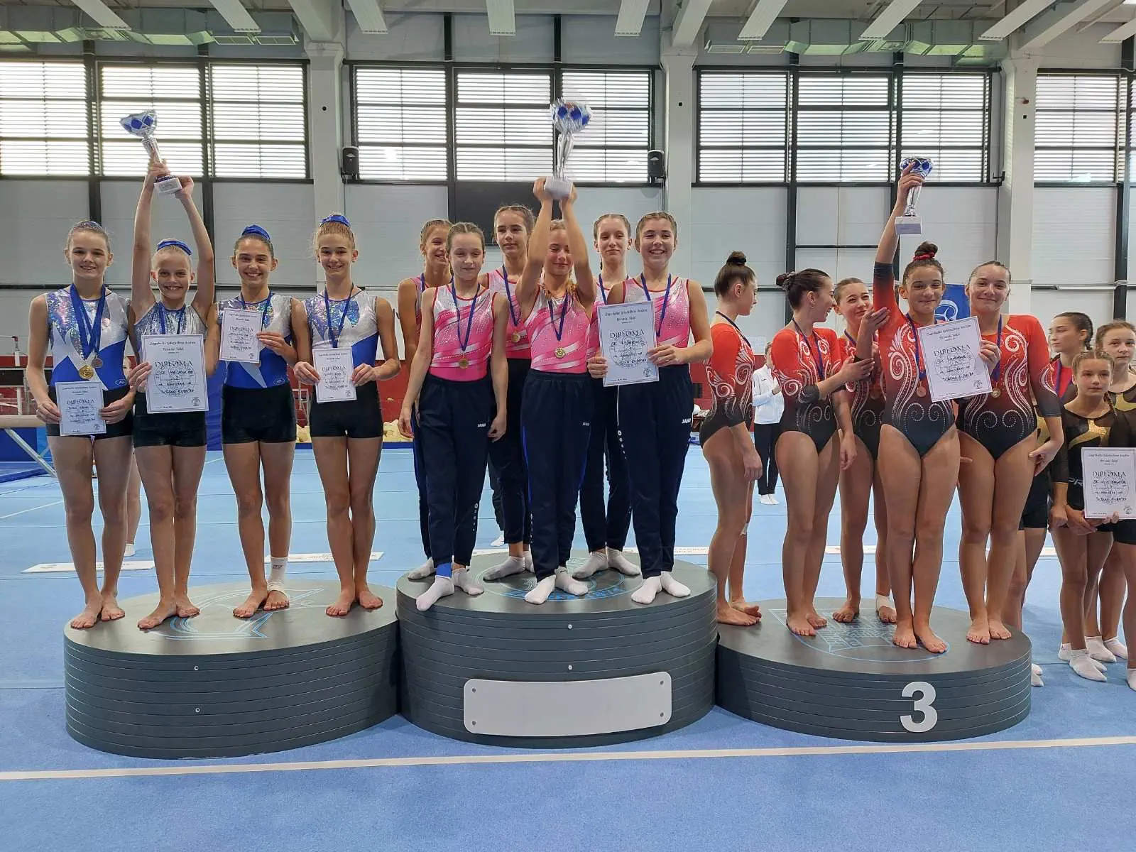 GK MARIJAN MACAN Gimnastičari osvojili 10 medalja u trećem kolu Regije Sjever (13) GK MARIJAN MACAN Gimnastičari osvojili 10 medalja u trećem kolu Regije Sjever (13)